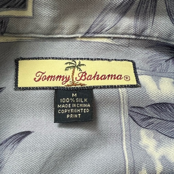 Tommy Bahamas short sleeve silk palm trees in the breeze shirt medium - Picture 2 of 5
